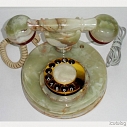 Телефон из ценного природного камня оникса