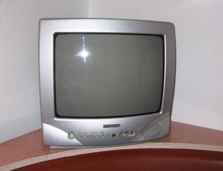 Телевизор цветной Daewoo