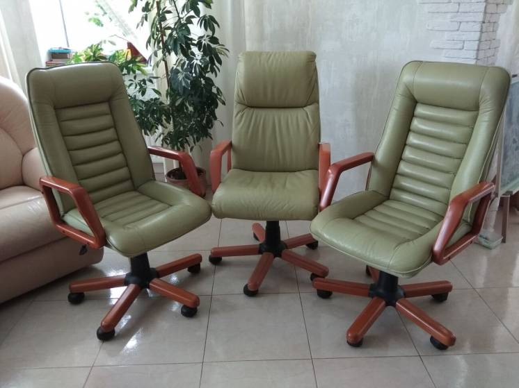 Кресло офисное кожаное, офісні шкіряні крісла, кабінетні