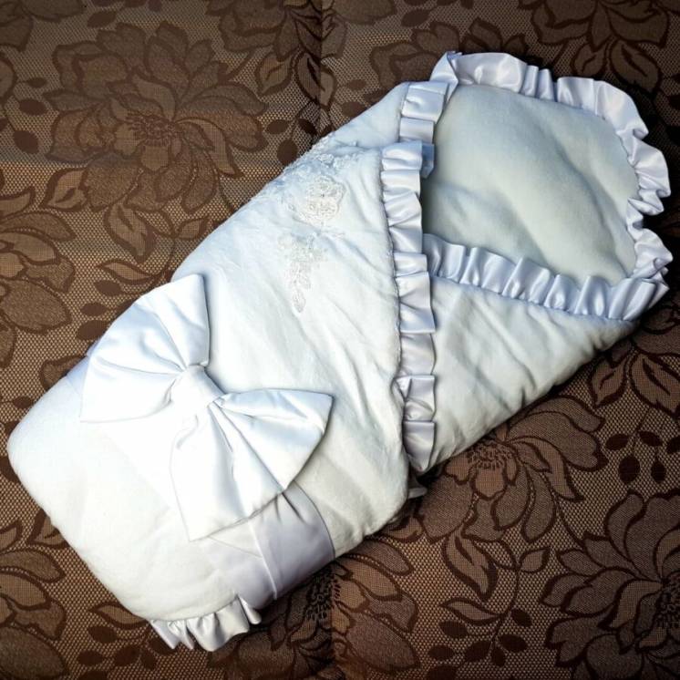 Зимний детский конверт одеяло на выписку нарядный «Эдельвейс»