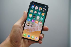 Замена аккумуляторной батареи iPhone