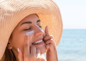 Все, что вам нужно знать о солнцезащитном креме для лица