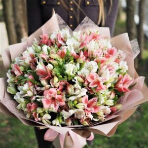 Букети квітів до дня народження від Flowers.ua