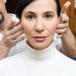 Підтяжка повік: ефективне рішення для сяючого погляду