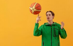 Що таке аут у футболі, волейболі, баскетболі, гандболі й інших іграх