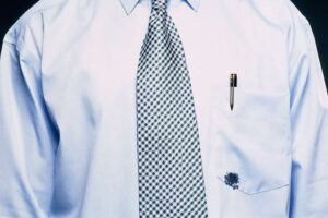 Как вывести чернила от шариковой ручки с одежды: лайфхаки и советы