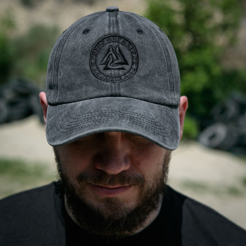 Кепки чоловічі Maverick Valknut streetwear